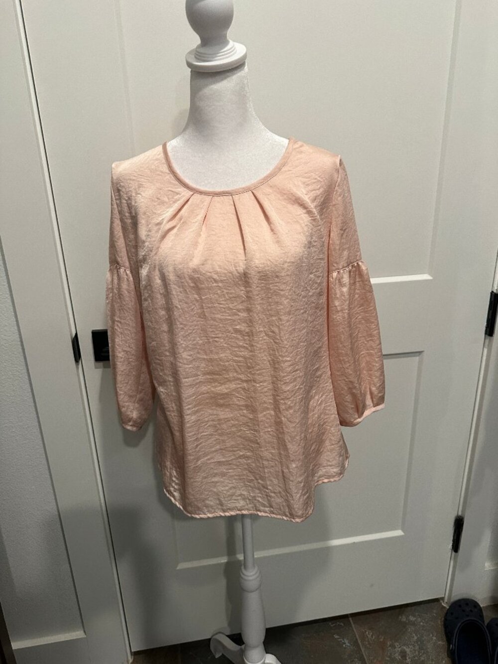 Talbots Size 2 Light Rose Colored 3/4 Sleeved Blouse